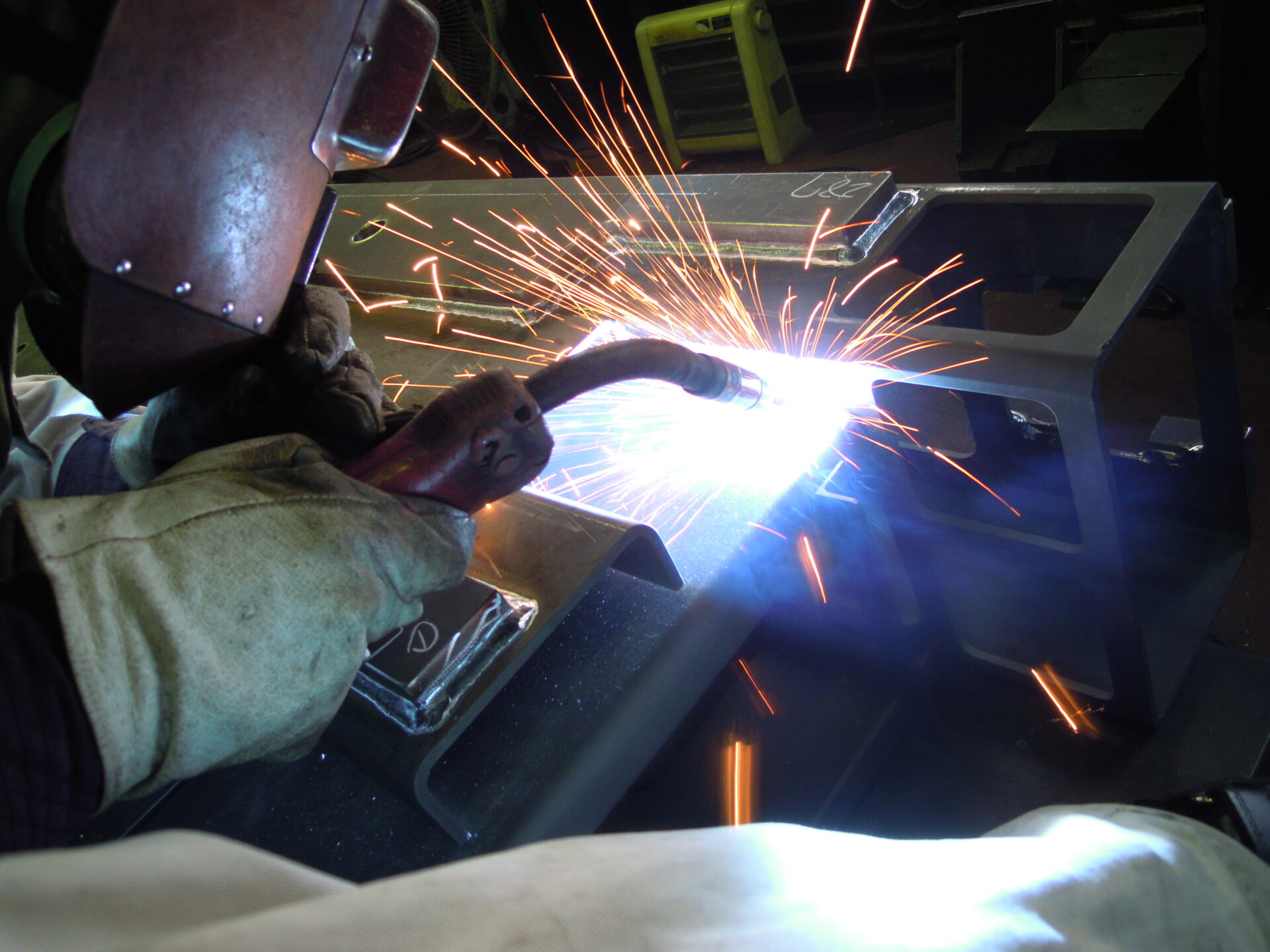 大型精密製缶加工・製缶機械加工・製缶加工・板金加工｜大型精密製缶/切削 スピード加工センター